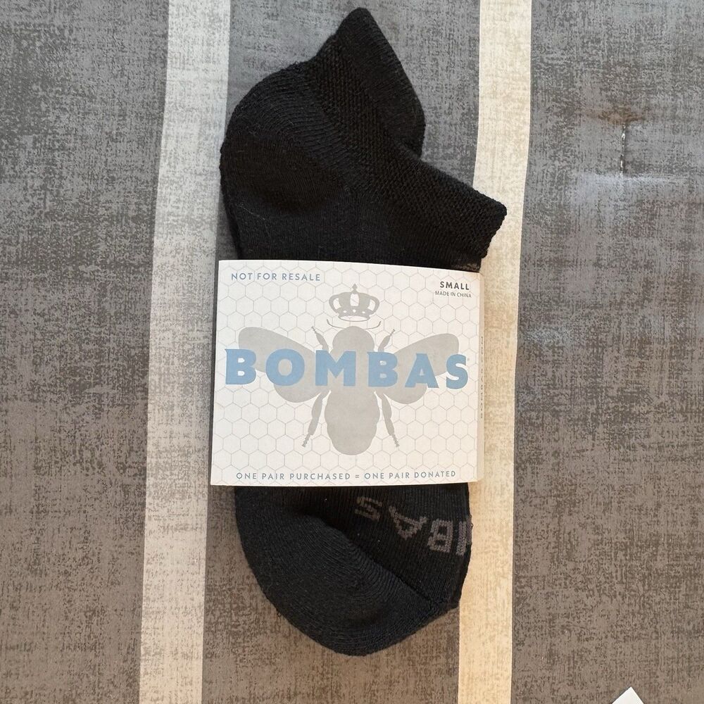 New Bombas Small Ankle Socks Black Unisex Women's Size Small